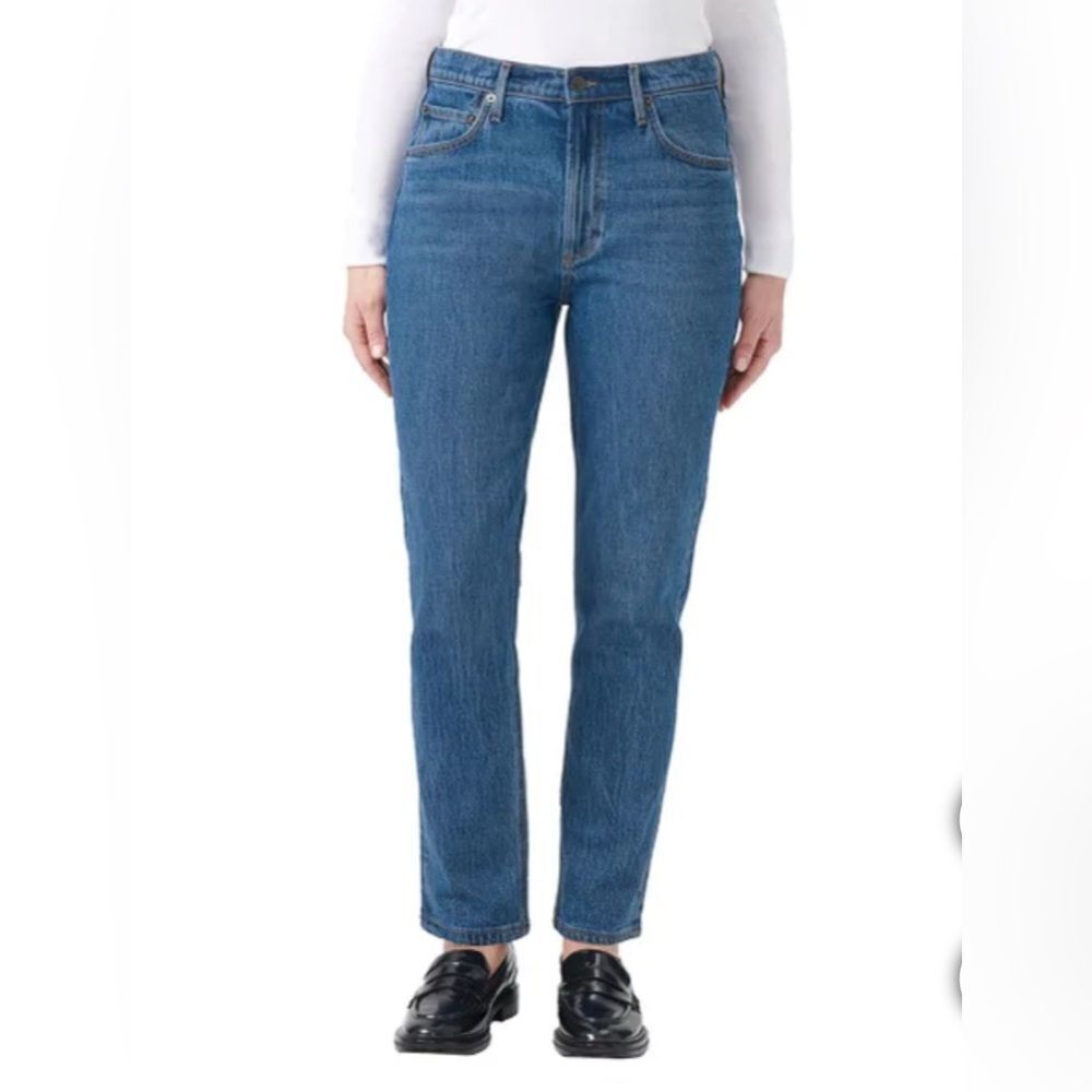 Kirkland Signature Ladies' Straight Leg Jean